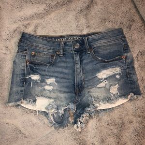American Eagle High Rise Festival Shorts